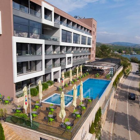Glorius Hotel Veles Exterior foto